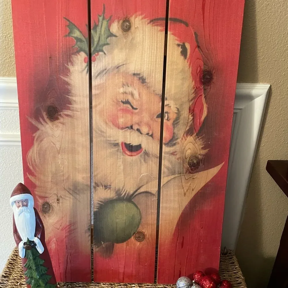 Large Hanging Santa Print on Wooden Boards & Carved Santa with 6 Glitter Picks